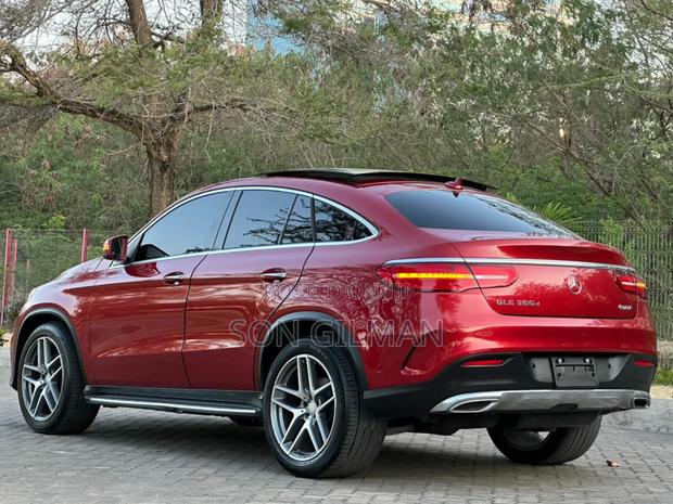 Mercedes-Benz GLE-Class 2017 Red