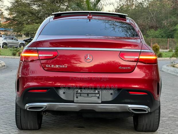 Mercedes-Benz GLE-Class 2017 Red