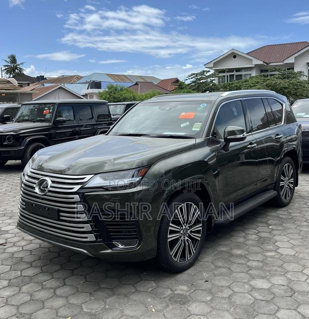 New Lexus LX 2024 Green