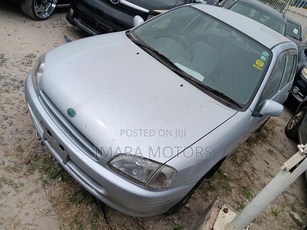 Toyota Starlet 2000 Silver
