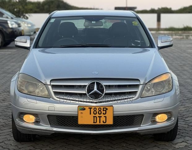 Mercedes-Benz C-Class 2007 Gray