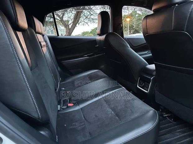 Toyota Harrier 2.0 2015 White