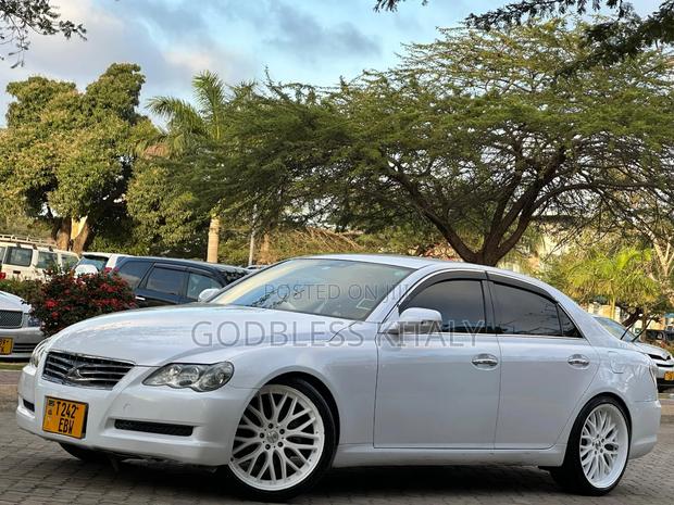 Toyota Mark X 2.5 AWD 2007 White