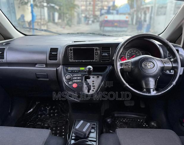 Toyota Wish 2005 Black