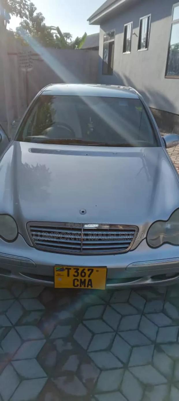 Mercedes-Benz C200 2008 Silver