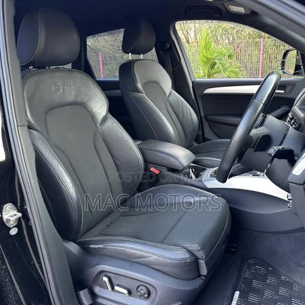 Audi Q5 2015 Black