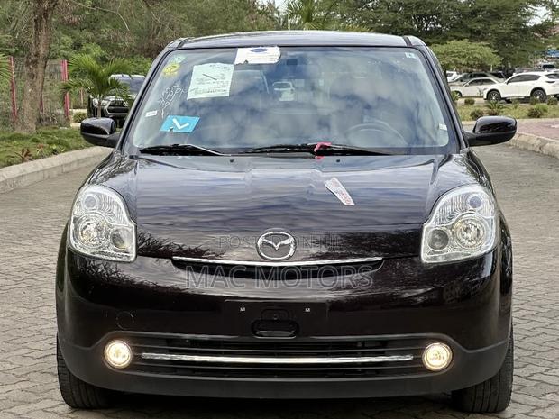 Mazda Verisa 2008 Maroon