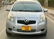 Toyota Vitz 2005 Silver for sale