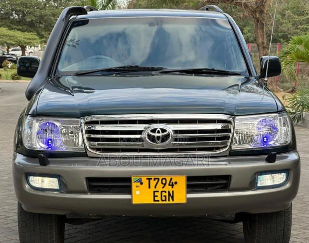Toyota Land Cruiser 1998 Green