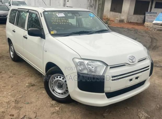 Toyota Probox 2018 White