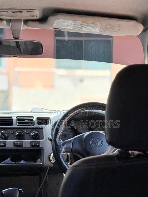 Toyota RAV4 Automatic 2000 Silver