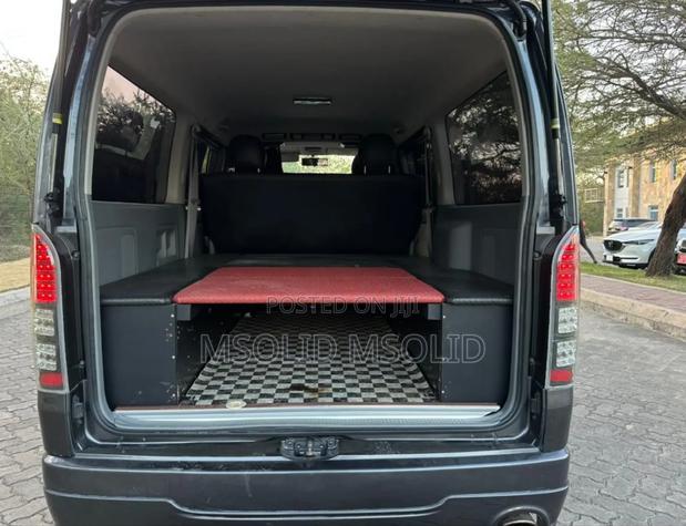 Toyota HiAce 2010 Gray