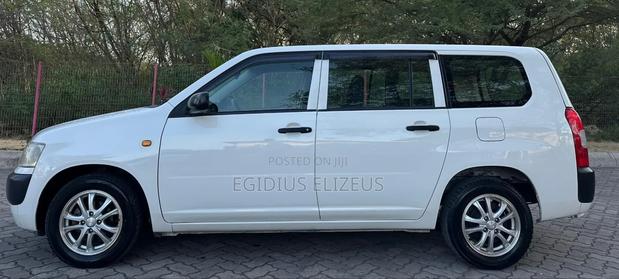 Toyota Probox 2012 White