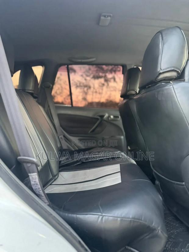 Toyota RAV4 Automatic 2003 Black