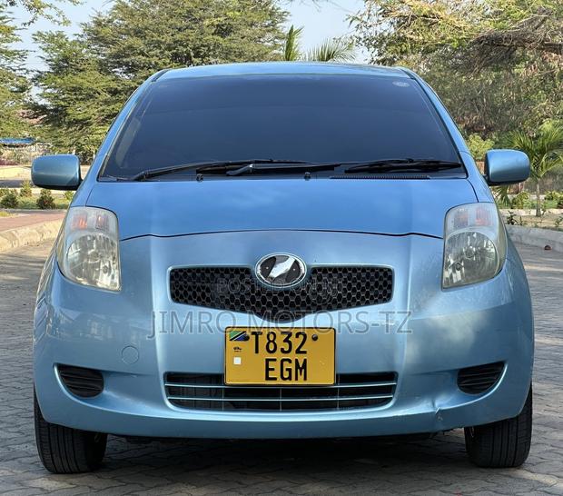 Toyota Vitz 2007 Blue