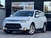 Mitsubishi Outlander 2014 White for sale