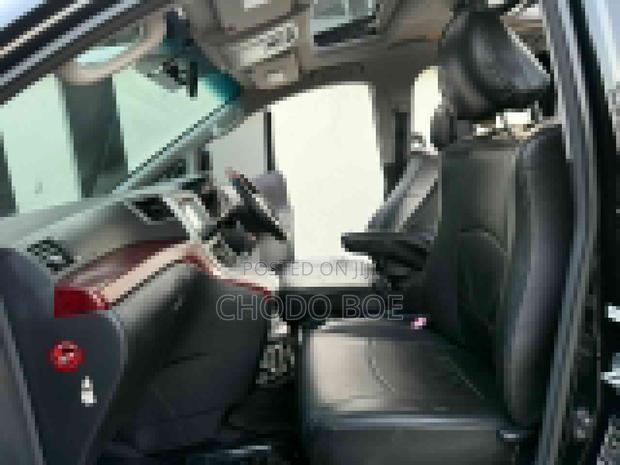 Toyota Alphard 2009 Black