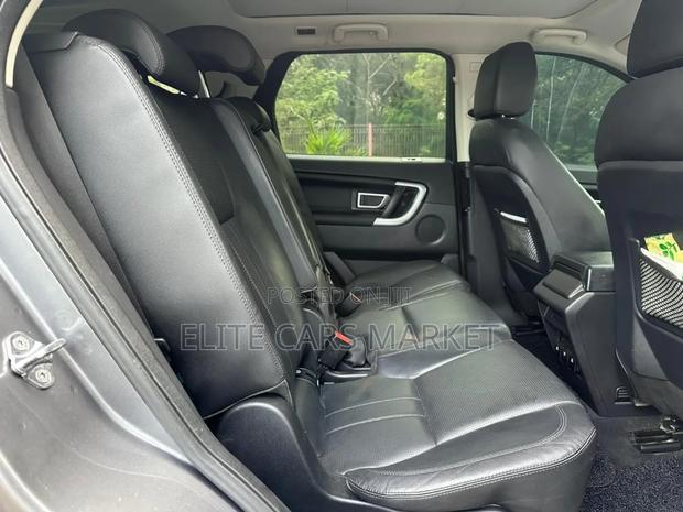 Land Rover Discovery Sport 2015 Gray