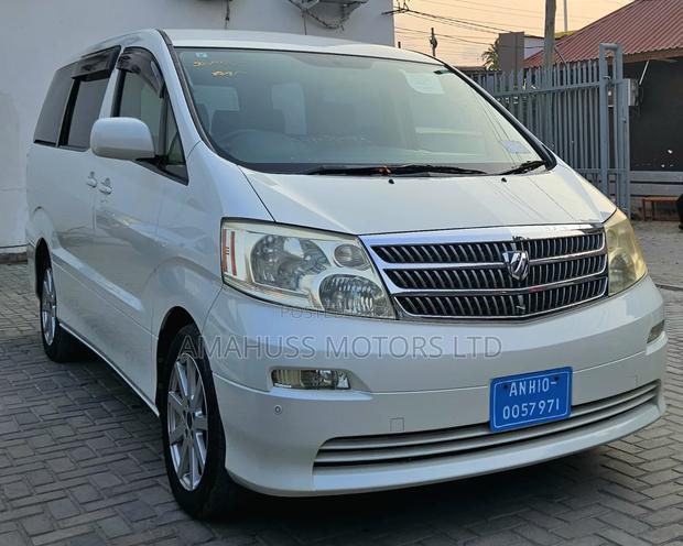 Toyota Alphard 2004 White