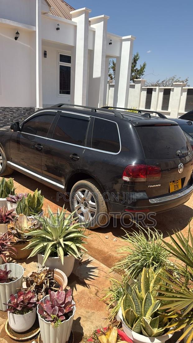 Volkswagen Touareg 2008 Black