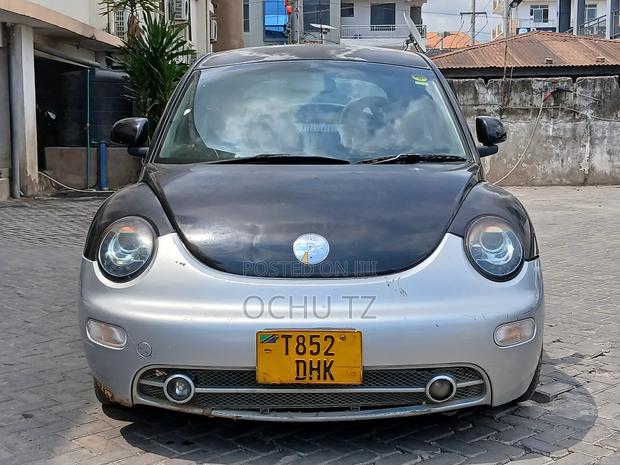 Volkswagen Beetle 2000 Black