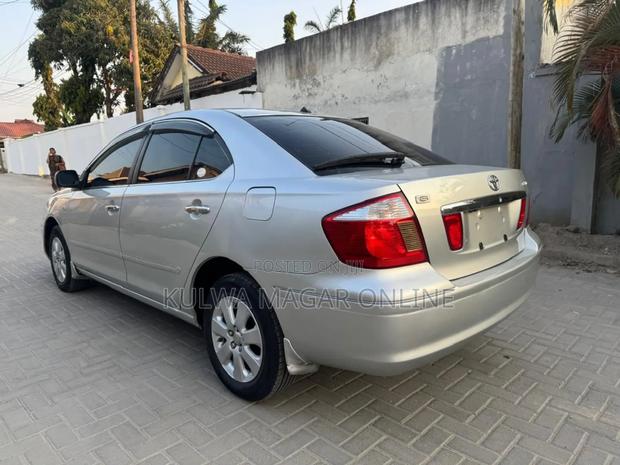 Toyota Premio 2004 Silver