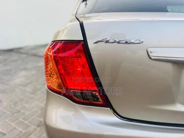 Toyota Axio 2006 Silver