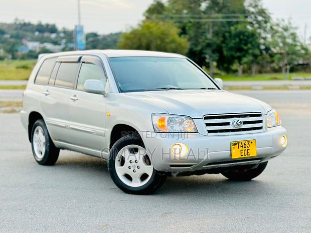 Toyota Kluger 2005 Silver