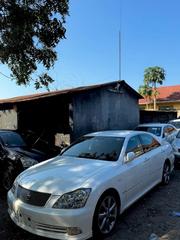 Toyota Crown 2006 White for sale