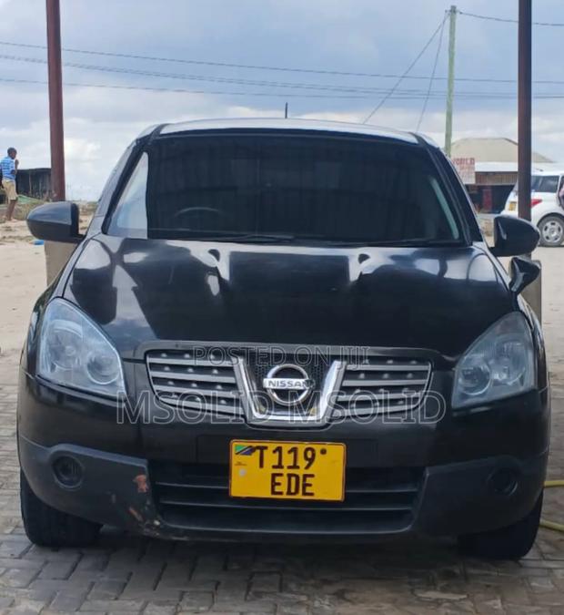 Nissan Dualis 2012 Black