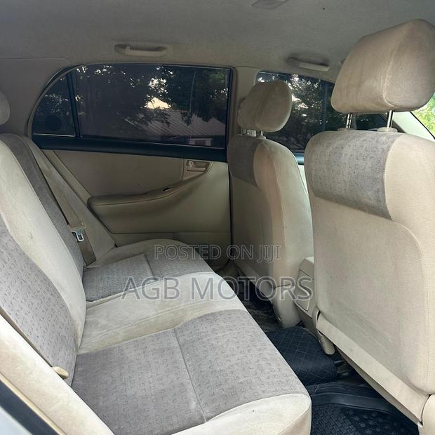 Toyota Corolla RunX 2004 Silver