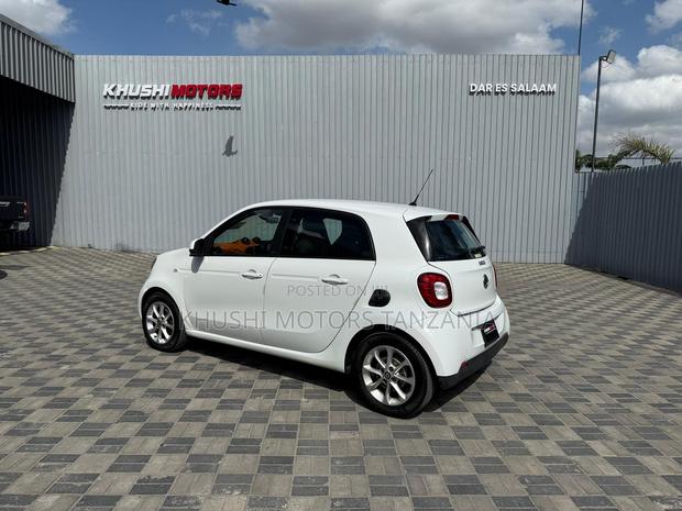 Smart ForFour 2016 White