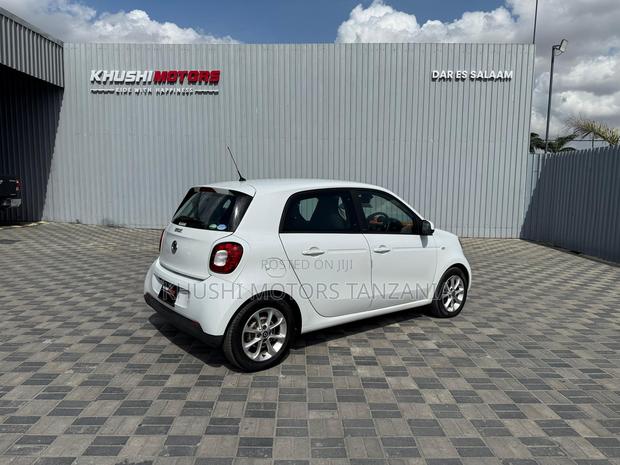 Smart ForFour 2016 White