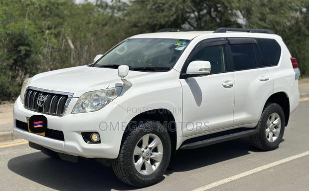 Toyota Land Cruiser Prado 4.0 Petrol TX 2010 White