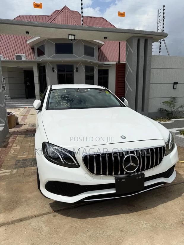 Mercedes-Benz C-Class 2017 White