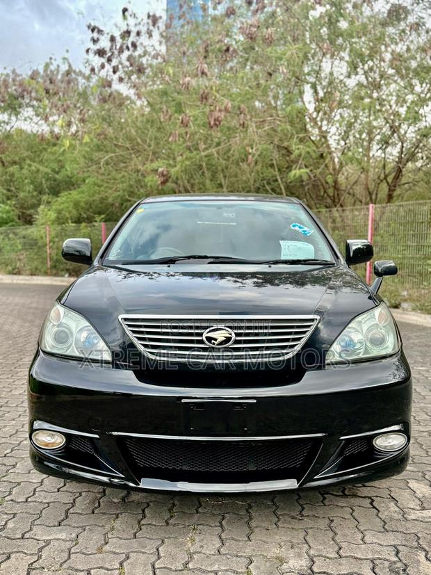 Toyota Harrier 2004 Black