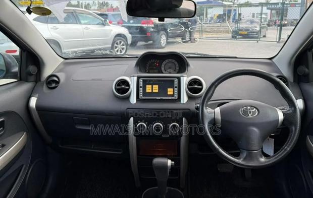 Toyota IST 2006 Blue