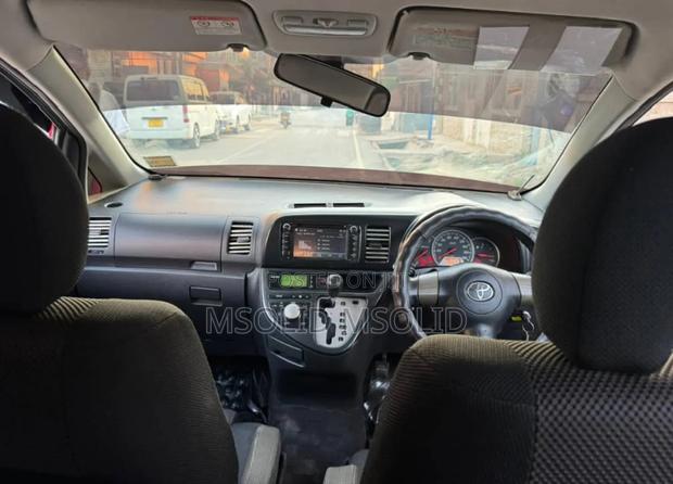 Toyota Wish 2005 Black