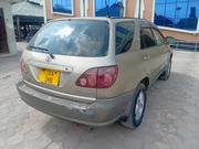 Toyota Harrier 2003 Gold for sale