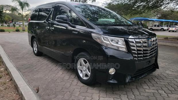 Toyota Alphard 2017 Black