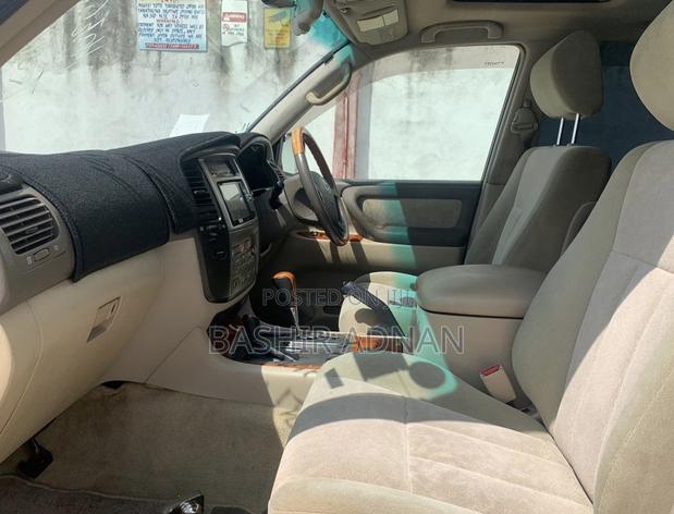 Toyota Land Cruiser HDJ 100 2003 White