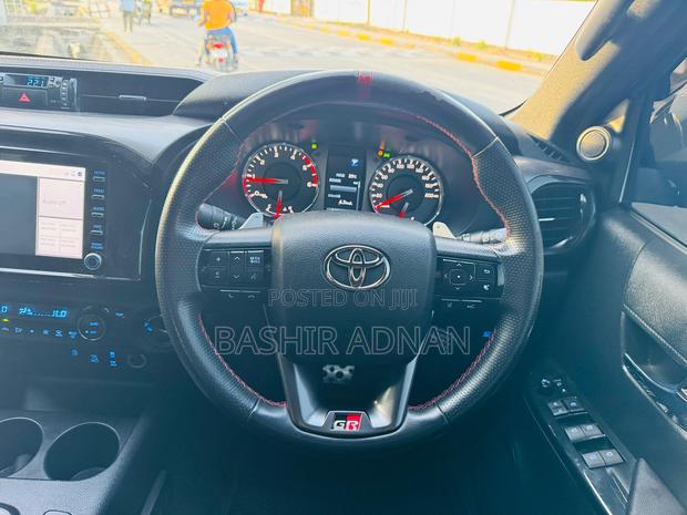 Toyota Hilux Revo Double Cab Deisel 2.4 RWD 2022 Black