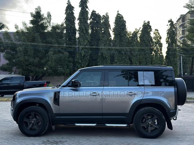 Land Rover Defender 2021 Gray