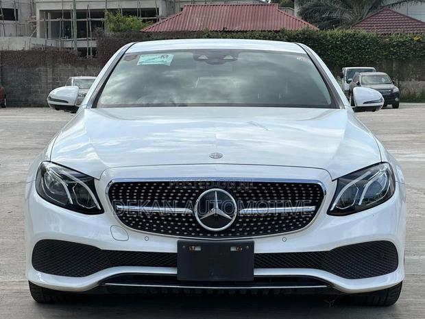 Mercedes-Benz E200 2016 White