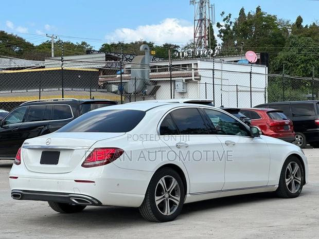 Mercedes-Benz E200 2016 White