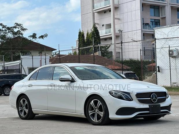 Mercedes-Benz E200 2016 White