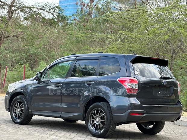 Subaru Forester 2.0XT Touring 4dr SUV AWD (2.0L 4cyl Turbo CVT) 2014