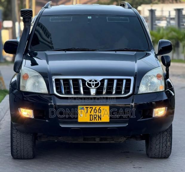 Toyota Land Cruiser Prado 2005 Black