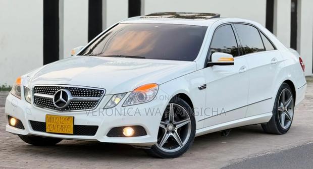 Mercedes-Benz 300E 2010 White