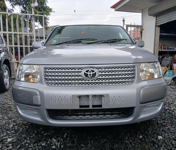 Toyota Succeed 2013 Silver